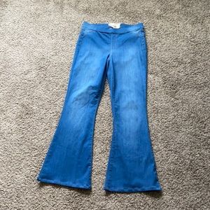 denim bell bottom jeans from altard state with elastic waist band.